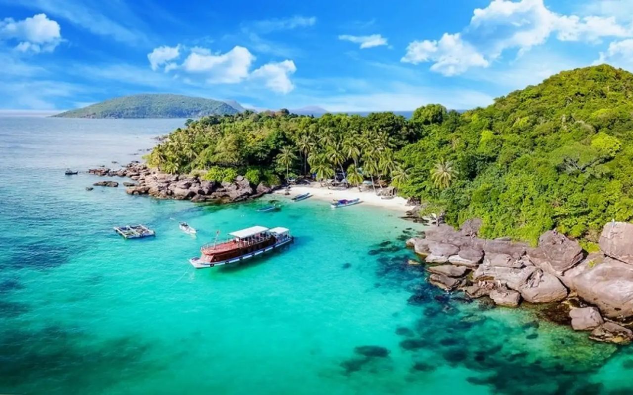 Phong cảnh đẹp ở Côn Đảo 